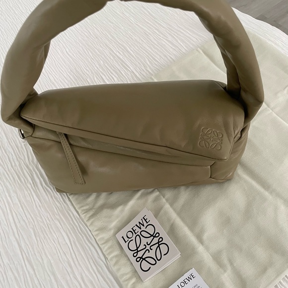 LOEWE Puffer Puzzle Hobo Bag - Picture 3 of 5